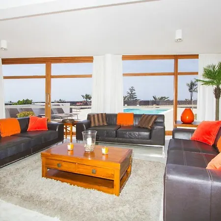 Vila Playa Blanca Sleeps 15 Pool Air Con Wifi *