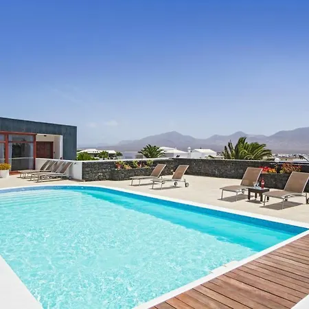 Villa Playa Blanca Sleeps 15 Pool Air Con Wifi Playa Blanca