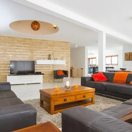 Playa Blanca Sleeps 15 Pool Air Con Wifi Villa